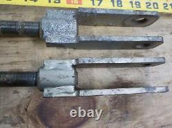 John Deere Lift Links and Yokes 54 60 Mowers 4100 4110 4115 2520 2032R LVA12813