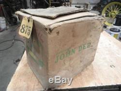 John Deere NEW NOS UNSTYLED B engine Cylinder Block