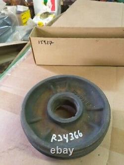 NOS TRACTOR PARTS ohn Deere Pulley R34366 fit John Deere 4000