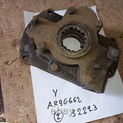 USED TRACTOR PARTS JOHN DEERE AR96662 Oil Pump Deere parts 302A, 302, 480A, 401