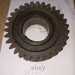 USED TRACTOR PARTS John Deere Gear L100535 fit 6100, 6300, 6506, 6800, 7200, 76